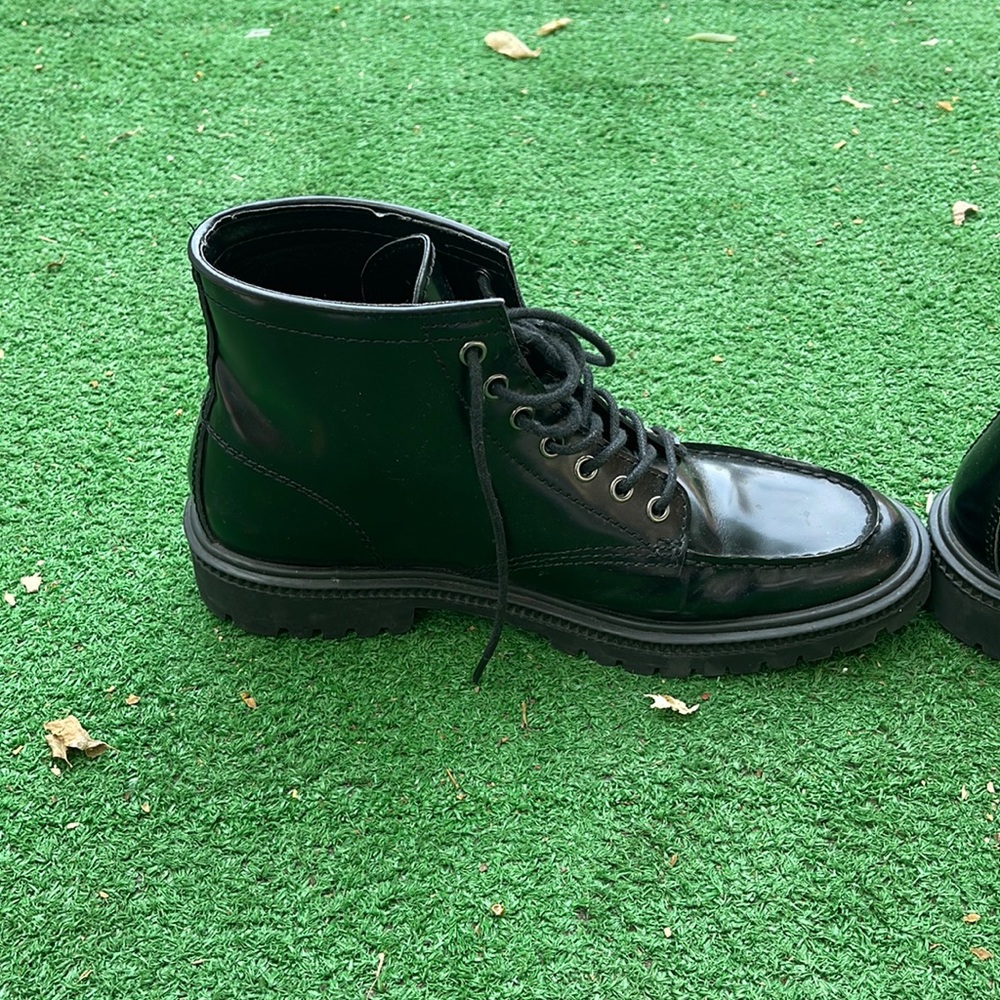 Black Leather Express Boots size 9